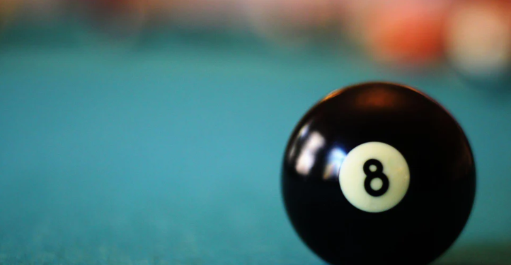 London man accused of hitting restaurant employee with pool ball